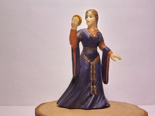 Schleich 70026 Hofdame
