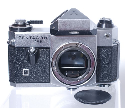 Pentacon super serviced sehr