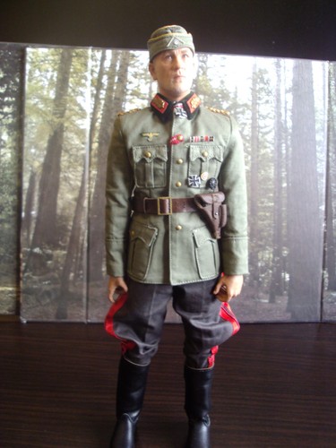 Figure general malkovich 6 - general, malkovich,
