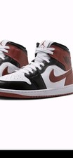 NIKE AIR JORDAN 1 MID SE RETRO