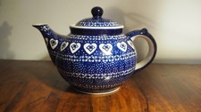 Bunzlauer Keramik Teekanne,  Kanne für 1,0 Ltr. Tee, Herzen, blau/weiß