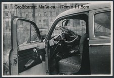 Foto ca. 1955 Opel ? Auto Kfz nach Unfall Totalschaden Wrack Ersatzteilspender