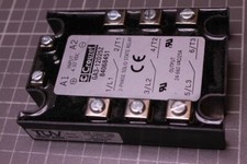 Elektronisches Lastrelais ELR CROUZET  GA3-12D25Z 25 Amp. 24-660 VAC 4-32VDC