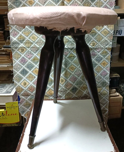 Vintage hocker mit füßen - vintage,