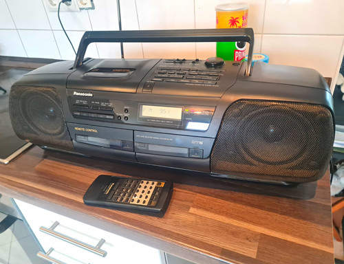 Panasonic dt5 boombox - panasonic,