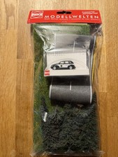 Top: Busch 41996 Chrysler PT