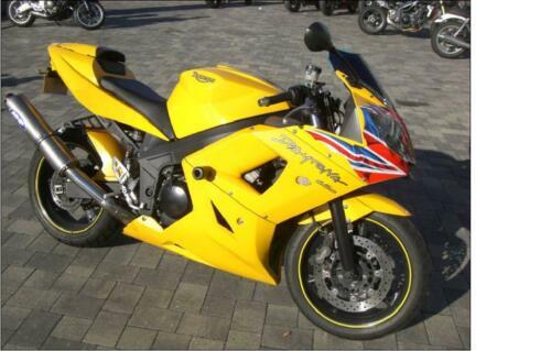 Triumph daytona 600 650 - triumph,