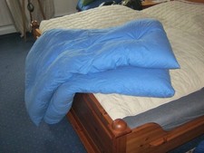 GROSSES KRÄFTIG BLAUES