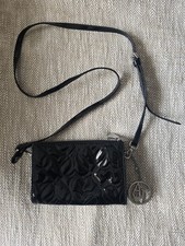 Armani Jeans, Umhängetasche