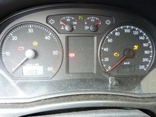 Tacho Kombiinstrument VW Polo 9N 6Q0920825F 292TKM