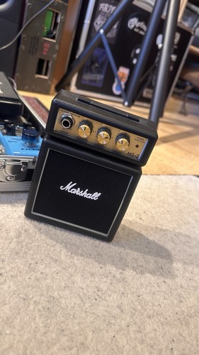 Marshall micro amp - marshall,