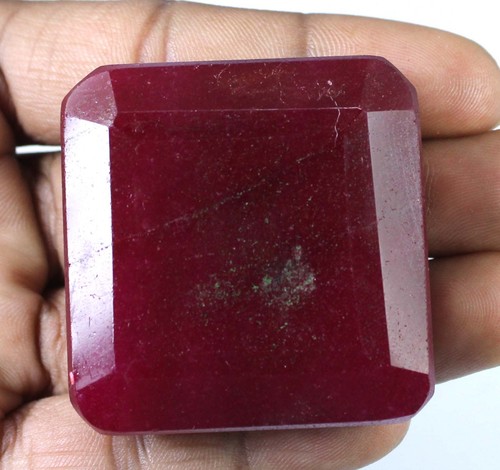 Afrikanischer roter rubin - roter,