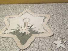 Weihnachtsdeckchen und Stern zum Aufhängen