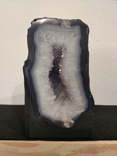 Amethyst druse 68kg 22cm - druse, 4,68kg,