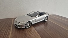Mercedes Benz McLaren SLR 1:18 Minichamps Silber