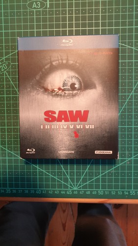 Saw box blu ray disk - box,,