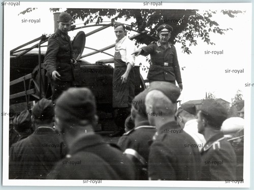 Luftwaffe uffz gibt anweisung - uffz,