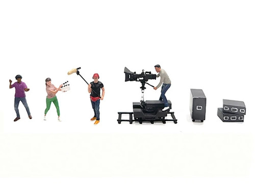 Behind the scenes 4 - scenes, 2-