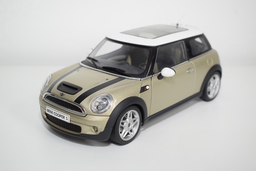 C32 autoart auto - c32, mini
