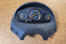 Tacho Tachometer Instrumente mit Cockpit Verkleidung Suzuki Epicuro UC 125