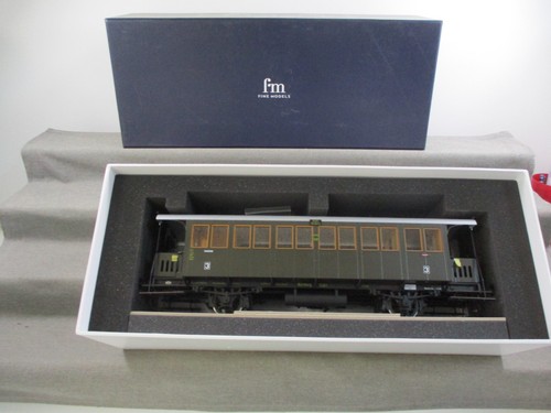 Fine models spur - 1, 9381