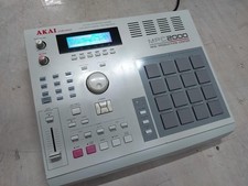 Serviced AKAI MPC2000 Sampler