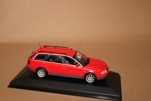 Minichamps 43 modellauto - , 1:43