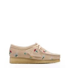 Clarks Originals Womens Wallabee Taupe Embroidery