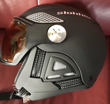 Skihelm mit Visier Slokker