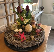 Frühling Oster Gesteck Tulpen