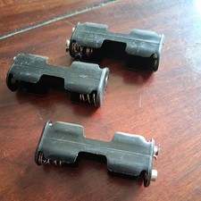 Batteriehalter für 2x AA / Mignon Batterien mit 9V Clip Anschluß, Batteriefach 