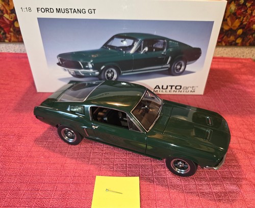 Autoart millenium 72812 ford - millenium,