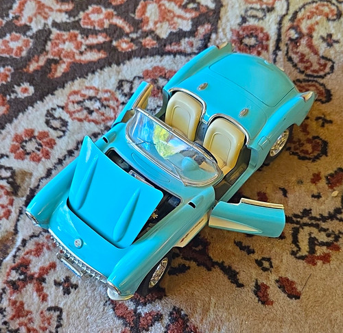 Bburago chevrolet corvette - bburago,