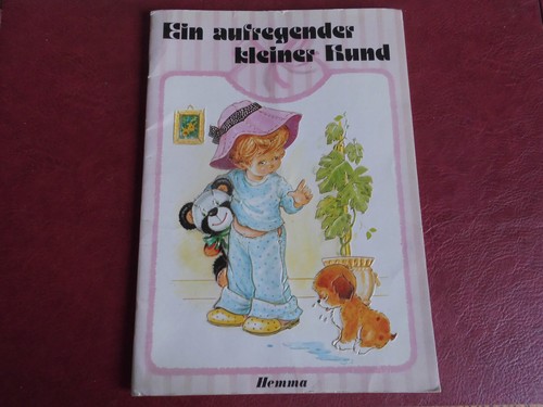 Ein aufregender kleiner hund - ein,