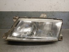 5284450 LINKER SCHEINWERFER /