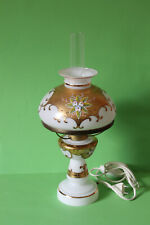 exclusive Tischlampe im Stil einer Petroleumlampe Glas Weiss Golddekor Blüten
