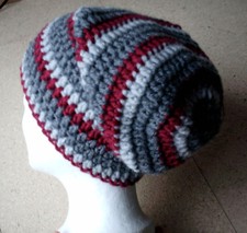 Long Beanie, Mütze, Häkelmütze in My Boshi Style, gehäkelt, grau-weinrot