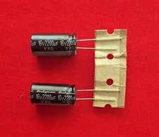 Rubycon 2200uF 16V gegurtet