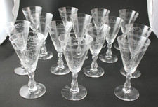 14 BACCARAT KRISTALL Weingläser konisch um 1900  Rocailledekor TOP