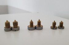 2 Dornen für Lampen für Ikea