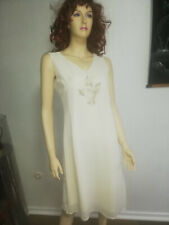 ärmelloses Abendkleid/Hochzeitskleid (Standesamt) A linie champagnerf. Gr. 36