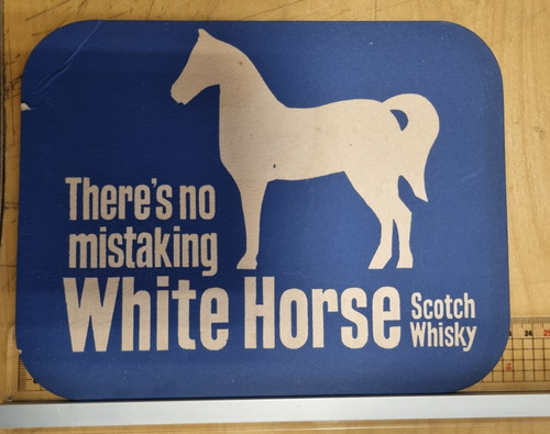 White horse scotch whisky - white,