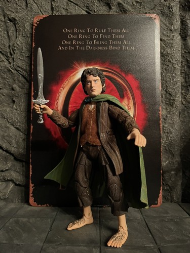 Deluxe frodo toy - deluxe,