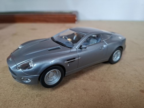 Carrera aston martin - carrera, 1/32