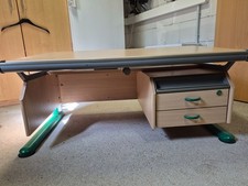 Moll Schreibtisch, mitwachsend,  helle Platte, grünes Gestell, gebraucht