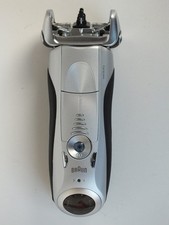 Braun Akku-/Netzrasierer