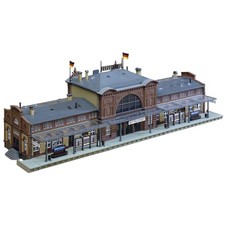 110115 H0 Bahnhof Mittelstadt