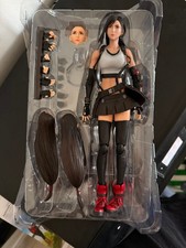 FINAL FANTASY VII REMAKE PLAY