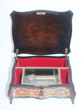 Reuge Walzen Spieluhr , 36-Ton-Laufwerk , 3 Melodien , Schatulle intarsiert