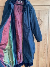 Langer Statement Mantel *